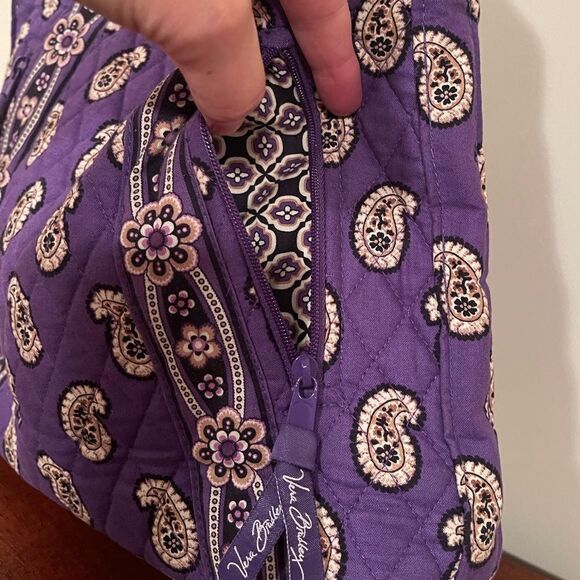 Vera Bradley Handbag in Simply Violet NWOT - Picture 2 of 10